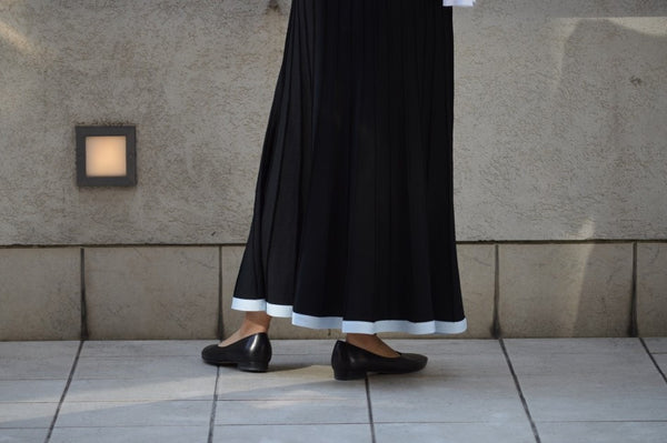 Limited Pleats Skirt Styling